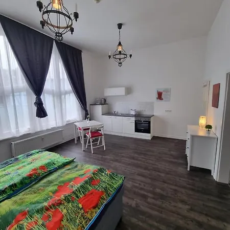Apartament Zum Falschen Fuenfziger *