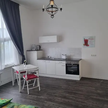 Zum Falschen Fuenfziger Apartment *